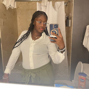 Meet your Posher, Janiyah